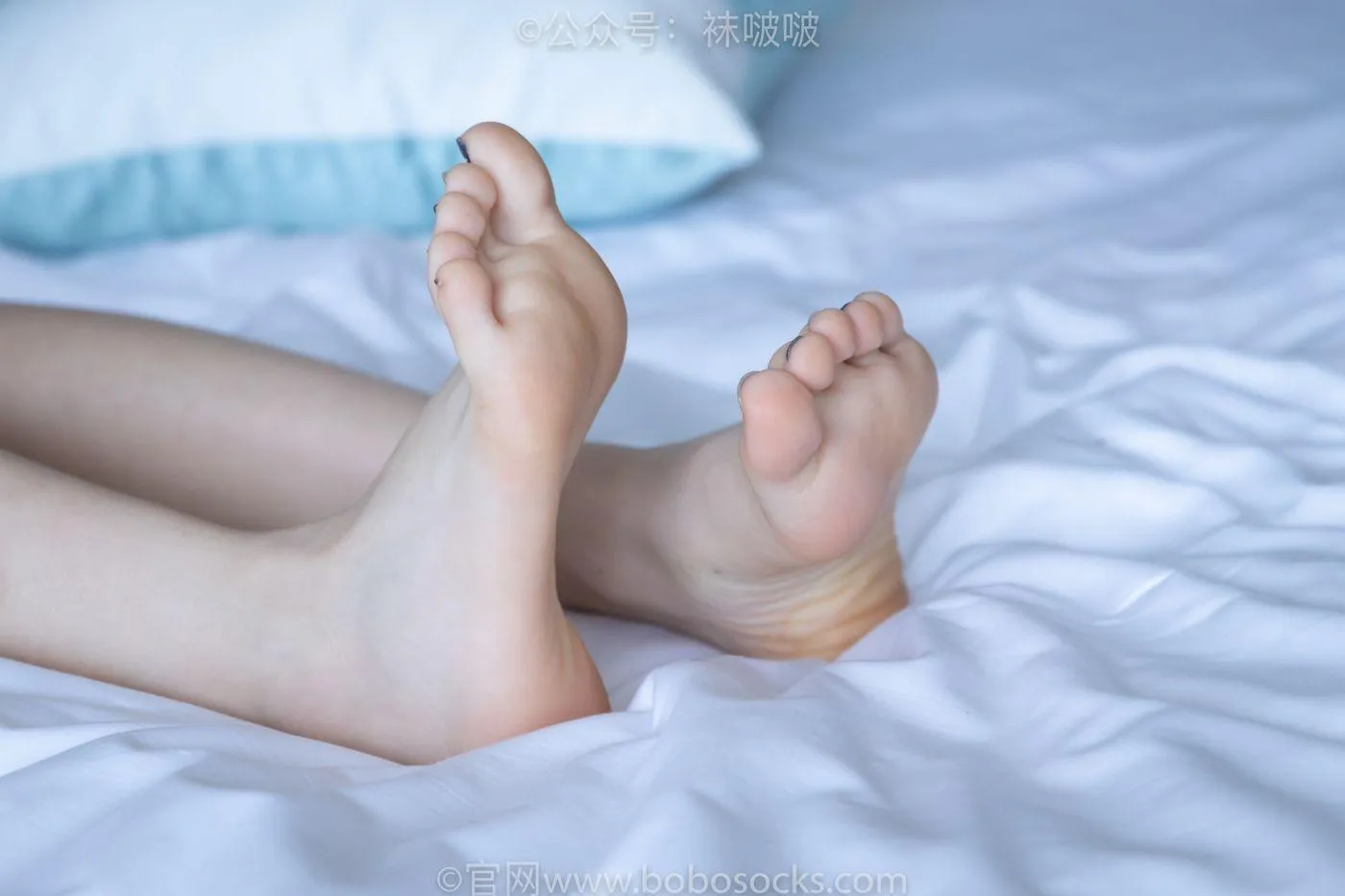 [BoBoSocks袜啵啵]NO.009 果冻-耐克板鞋、白棉袜、裸足 [130P]插图1